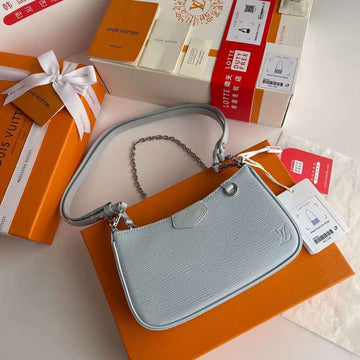 LOV2 Bags - Luxurious Bags 613