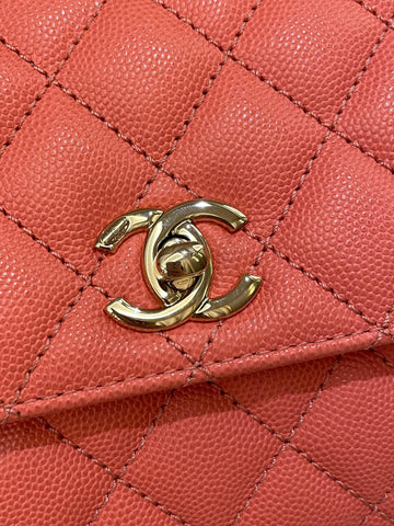 Chanel 22A Quilted Coco Handle Coral Pink Caviar