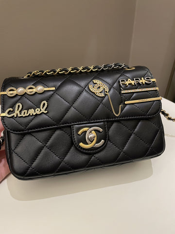 Chanel 22C Coco Pearl Signature Flap Black Lambskin