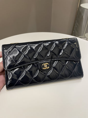 Chanel Double C Grommet Clutch On Chain Midnight Blue Patent