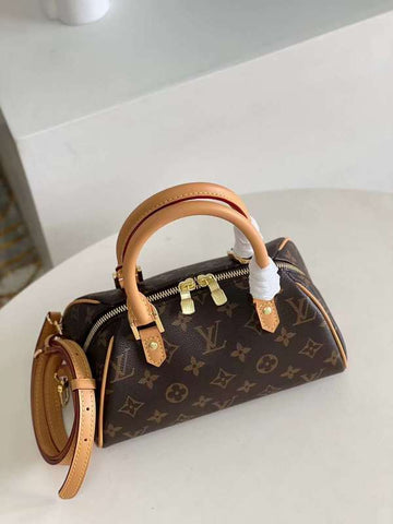 LOV2 Bags - Luxurious Bags 555