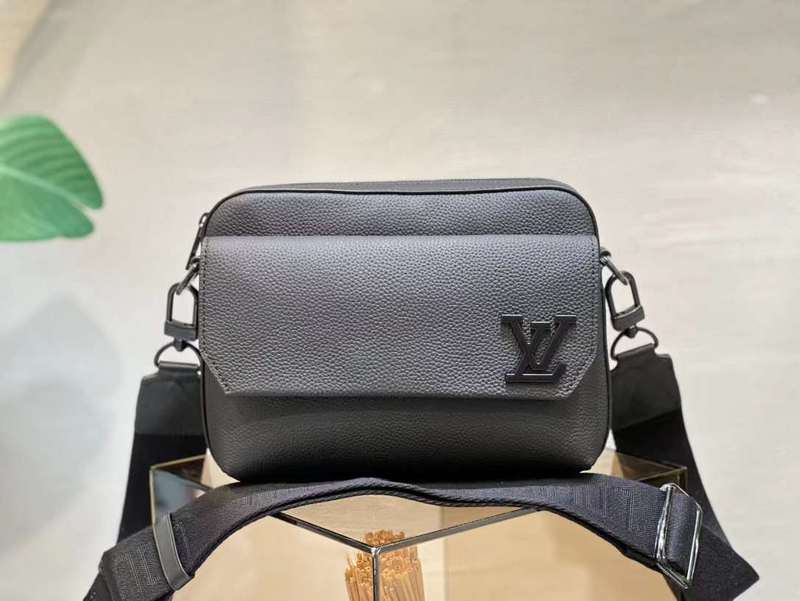 LOV2 Bags - Luxurious Bags  078