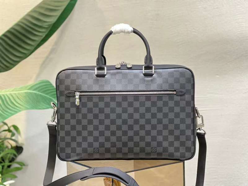 LOV2 Bags - Luxurious Bags  058