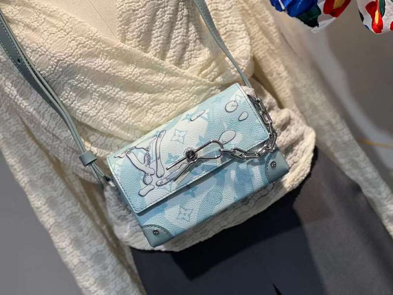 LOV2 Bags - Luxurious Bags  047