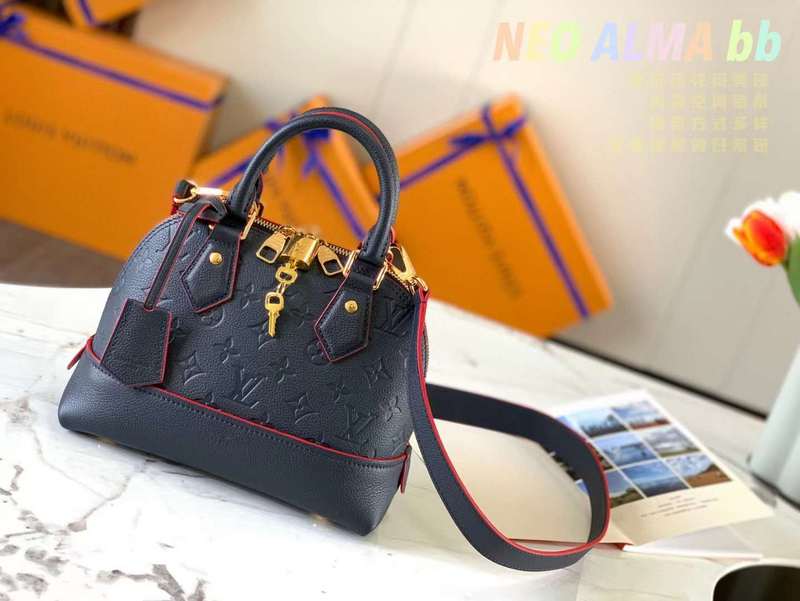 LOV2 Bags - Luxurious Bags  323