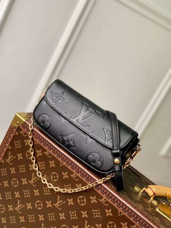 LOV2 Bags - Luxurious Bags  134