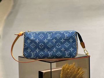 LOV2 Bags - Luxurious Bags  105