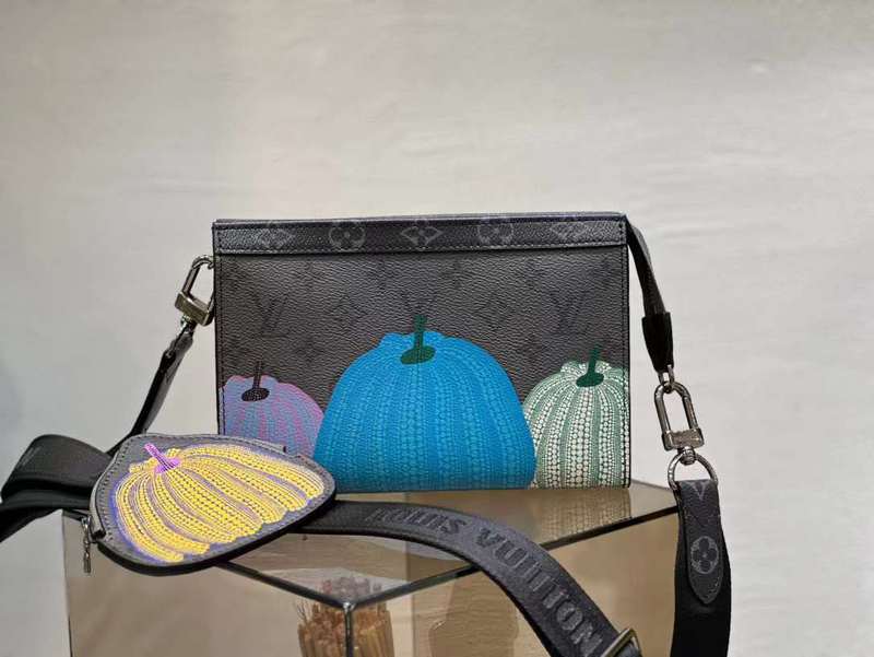 LOV2 Bags - Luxurious Bags  059