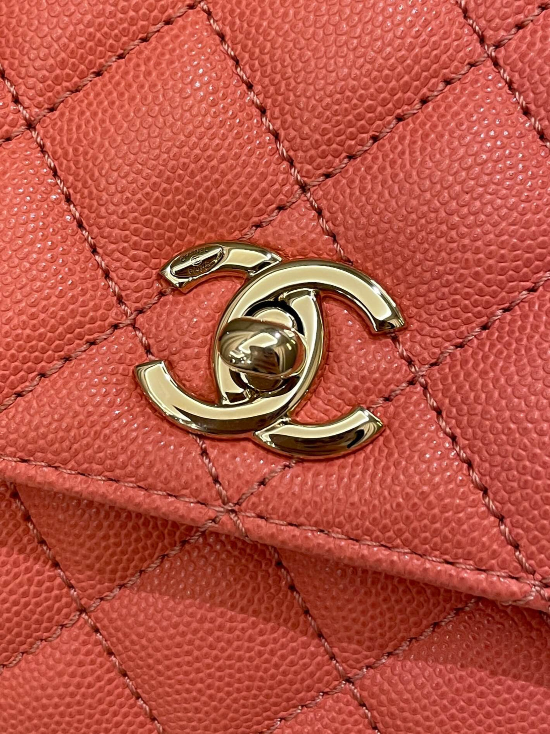 Chanel 22A Quilted Coco Handle Coral Pink Caviar