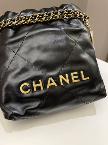 Chanel 22 Mini Black Calfskin