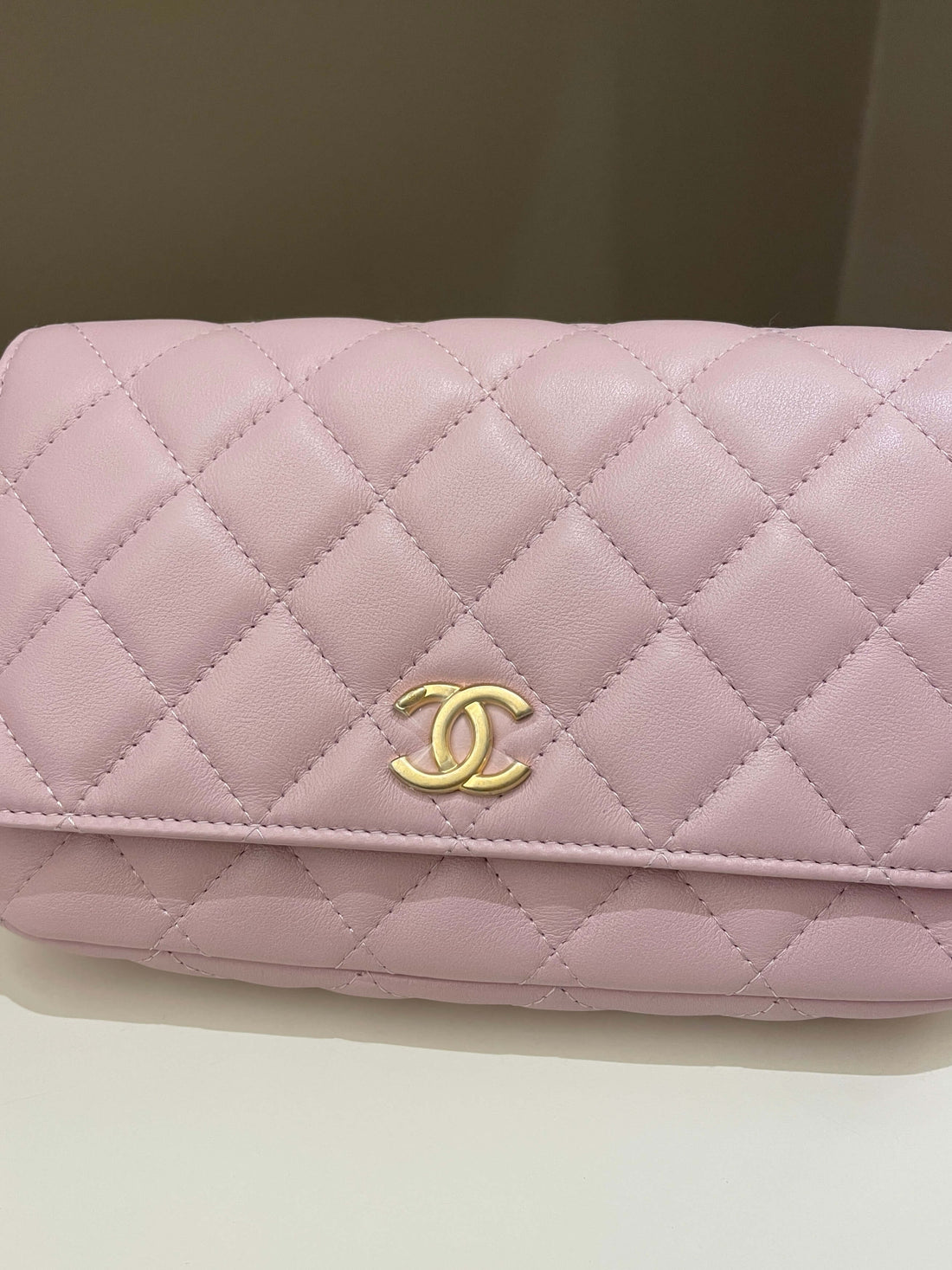 Chanel 21S Quilted Wallet On Chain With Pearl Baby Pink Lambskin