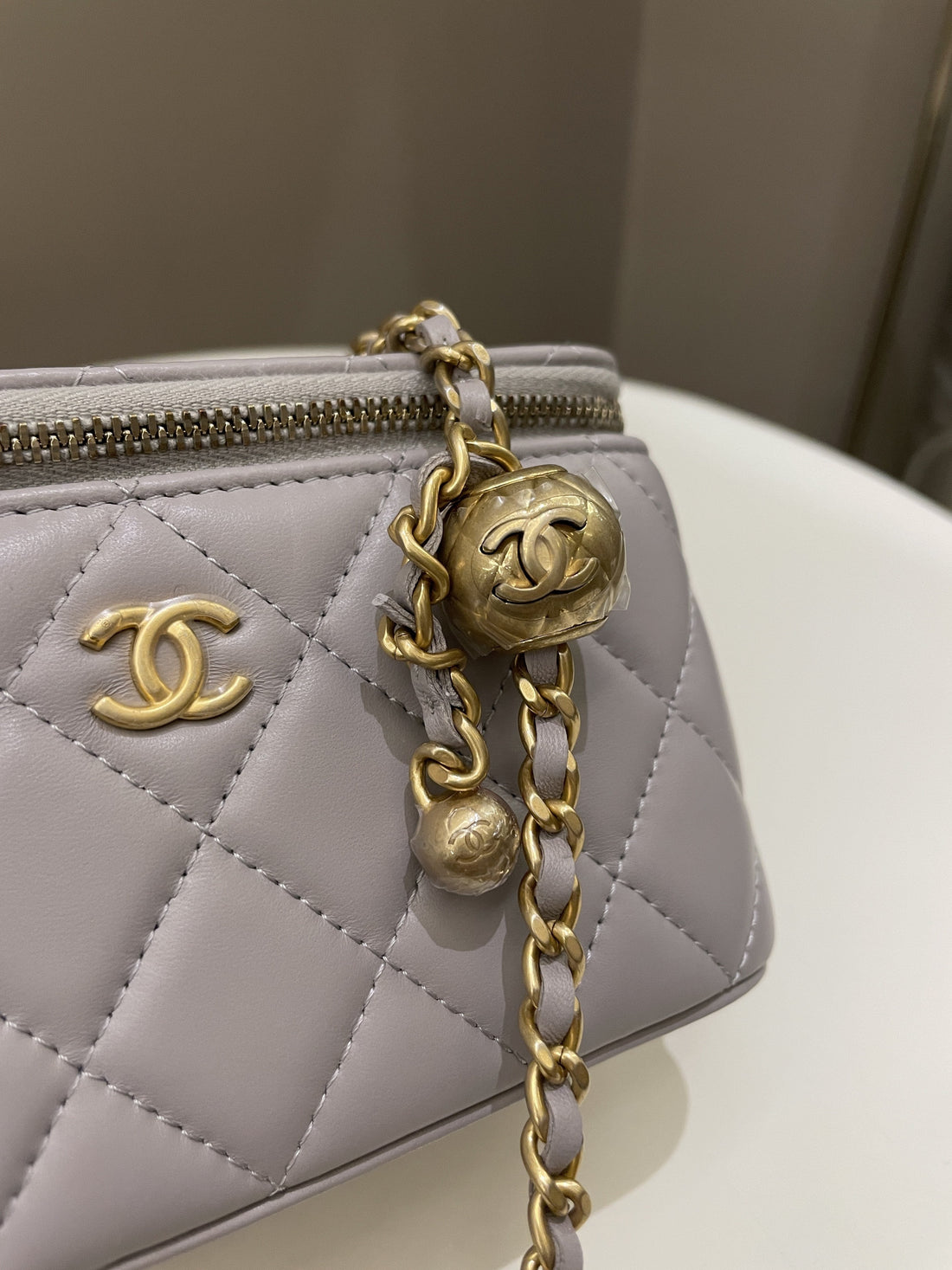 Chanel 22B Pearl Crush Vanity Rectangular Grey Lambskin