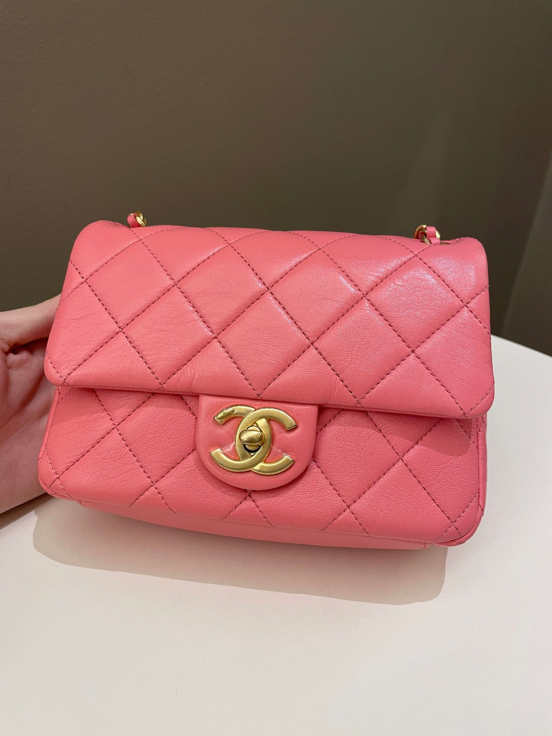 Chanel 22P Chain Cc Flap Bag  Pink Calfksin