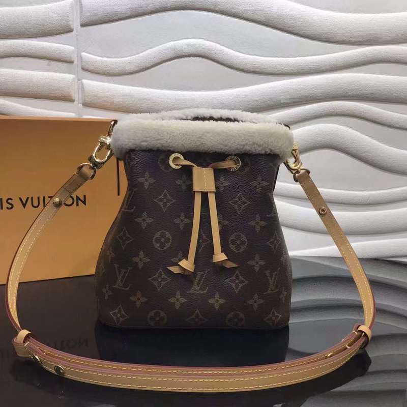 LOV2 Bags - Luxurious Bags  411