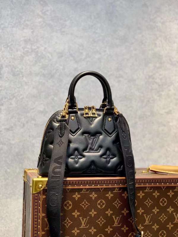 LOV2 Bags - Luxurious Bags  508
