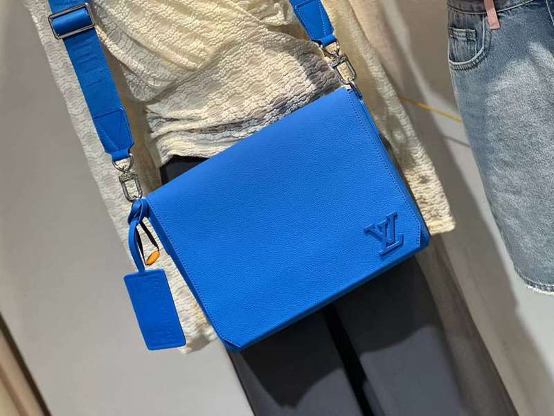 LOV2 Bags - Luxurious Bags  051